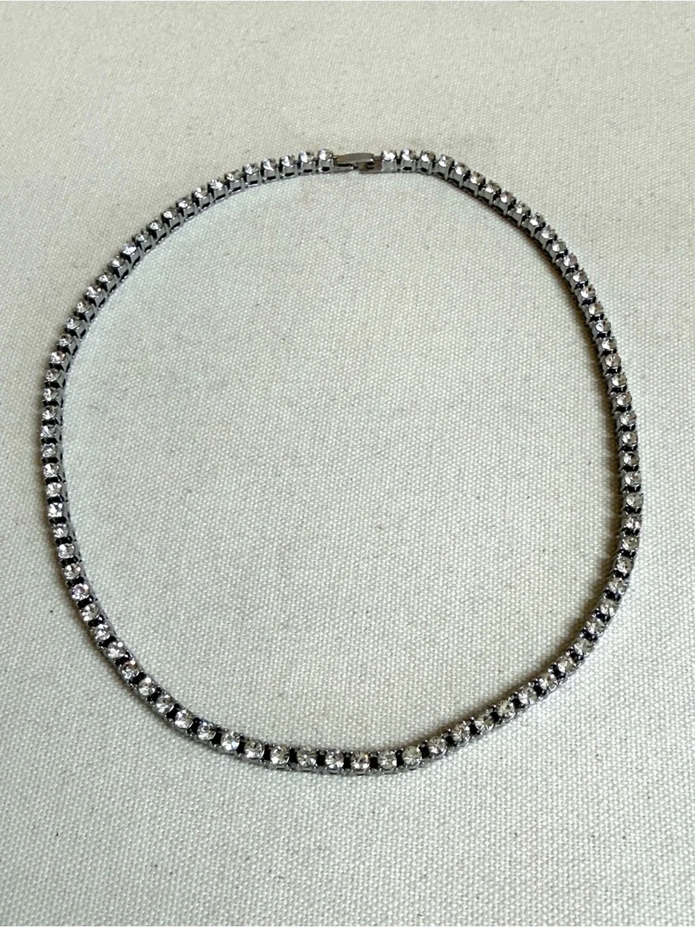 NWT Classic Silver-Tone Crystal Tennis Necklace 4mm / 18 inch - Picture 2 of 8